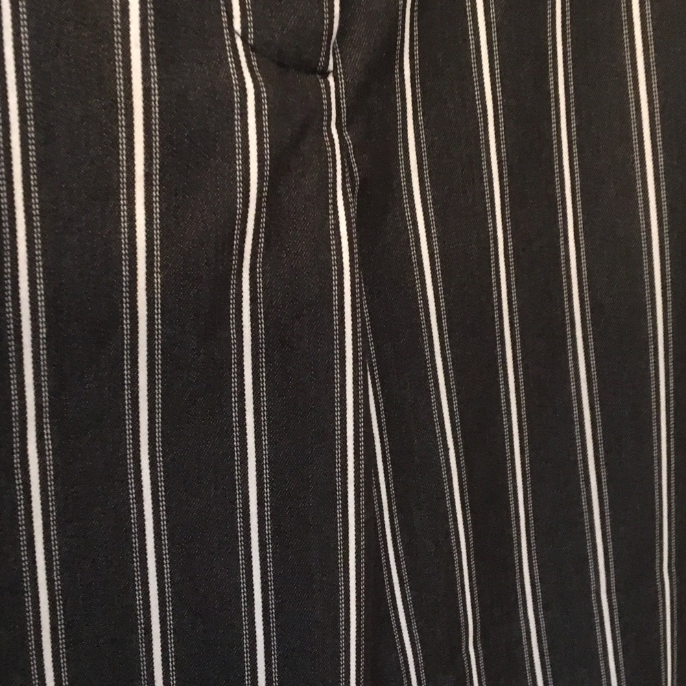 NEW STAR CITY Striped Capri’s gray & beige stripes Sz 9 - Picture 10 of 12